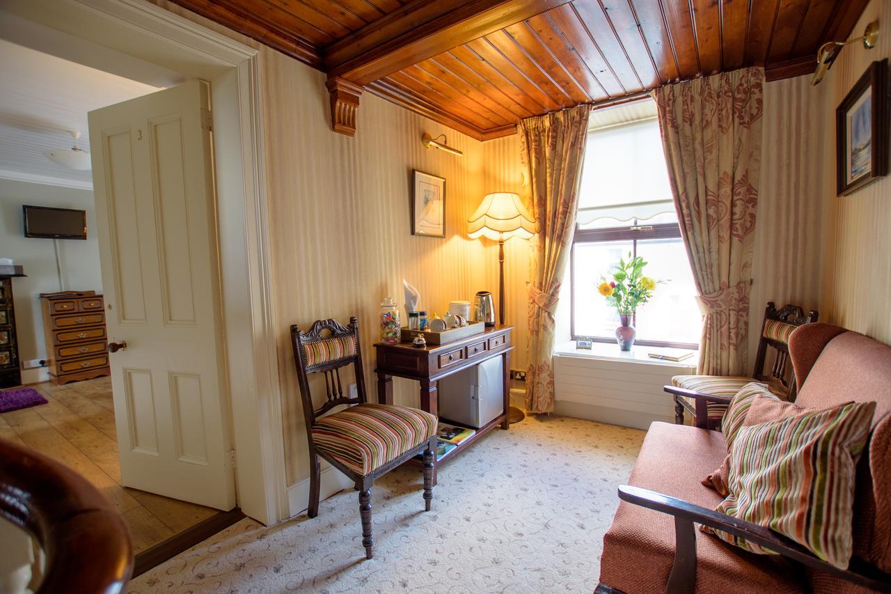 Brennan'S Accommodation Glenties Extérieur photo