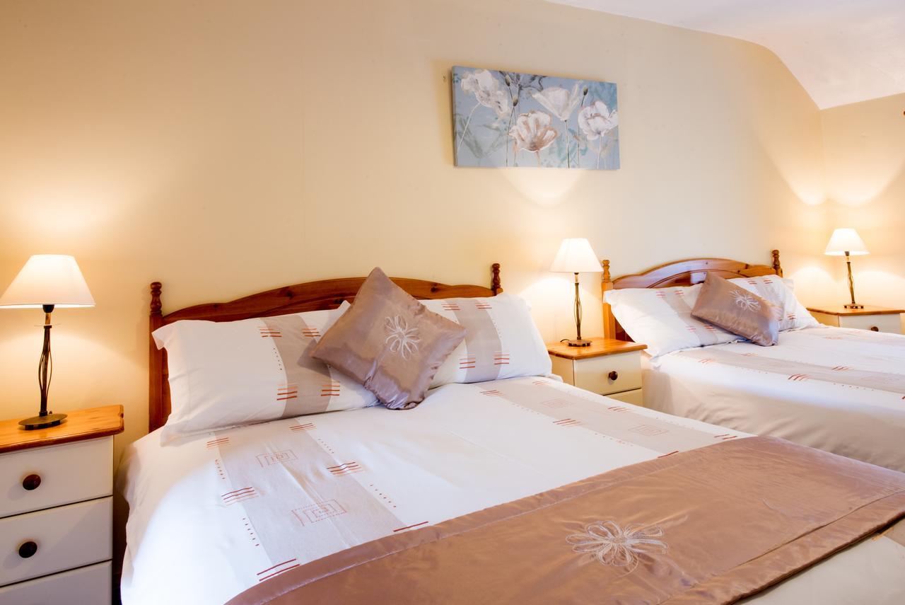 Brennan'S Accommodation Glenties Extérieur photo