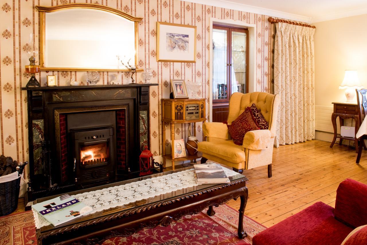 Brennan'S Accommodation Glenties Extérieur photo