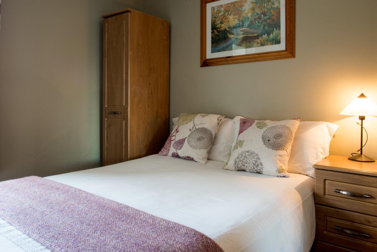 Brennan'S Accommodation Glenties Extérieur photo