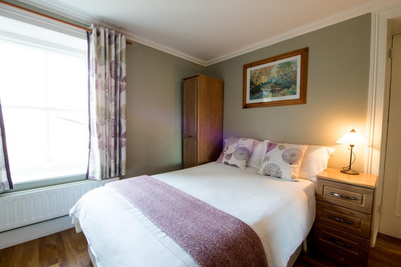 Brennan'S Accommodation Glenties Extérieur photo