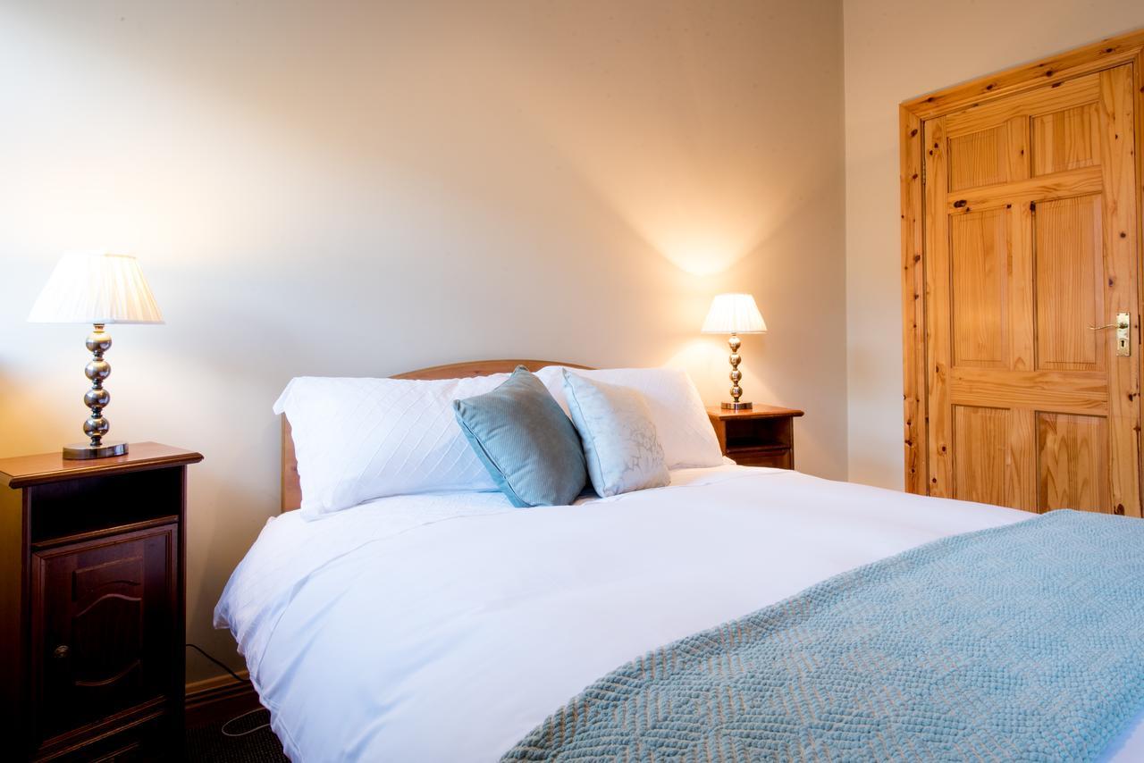 Brennan'S Accommodation Glenties Extérieur photo